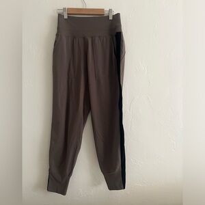 Athleta Venice Velvet Stripe Joggers - Women’s XS Petite